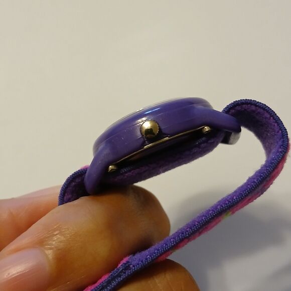 Timex 29mm Elastic Fabric Kids Purple Floral Watch Easy-To-Read Dial WR 30M - Picture 8 of 15